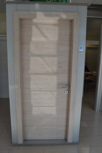 Porta liscia colore Quercia Sbiancato (1)